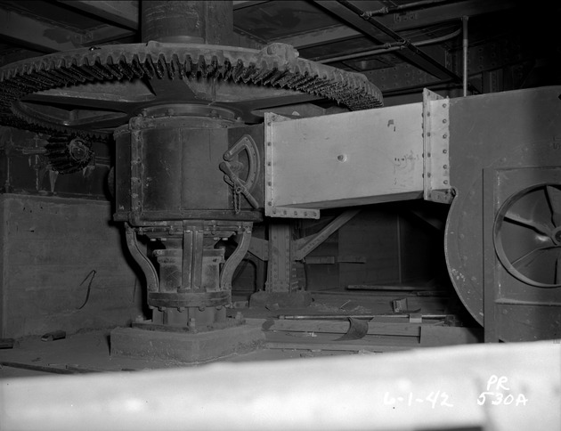 Photograph of unidentified machinery at Basic Magnesium, Inc.