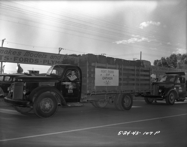 Photograph of the Helldorado parade entry by Basic Magnesium, Inc.