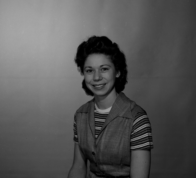 Portrait photograph of Nina Courture