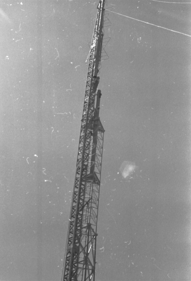 Photographs of the transmitter tower on Black Mountain, July 1, 1967 - New Page