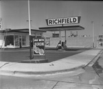 Photograph of Richfield Station, Henderson, July 26, 1960