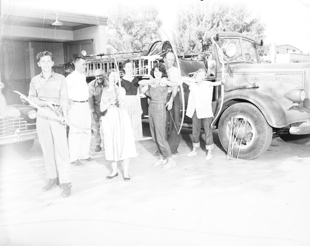 Photograph of Basic archery club, Henderson, September 1954