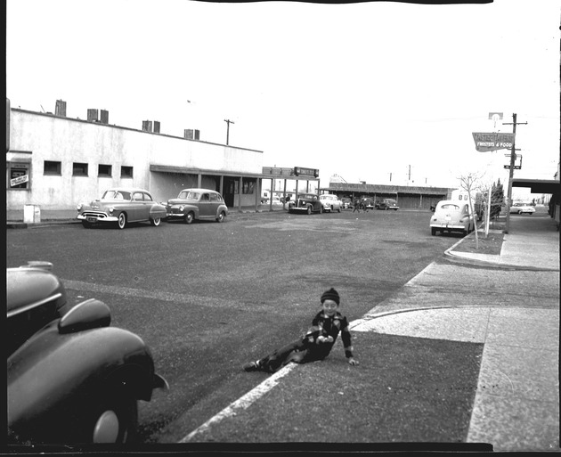 Photograph of a child on Army Street, Henderson, 1951